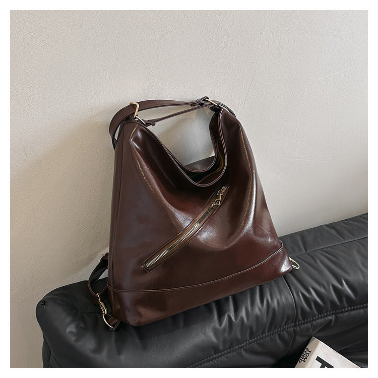 Retro Commuter Texture Large Capacity Korean Style Messenger Bag