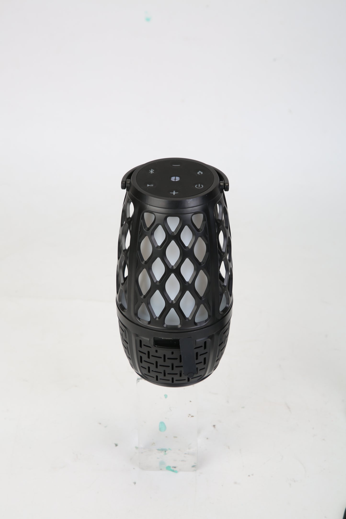 1Pc 4 In 1 Wireless 5.3 Outdoor Speaker IPX5 Waterproof Patio Speaker LED Flame Speaker With 3 Flame Light Modes Hook Stake Wall Mount Holder Sync Up To 1,00 Speakers